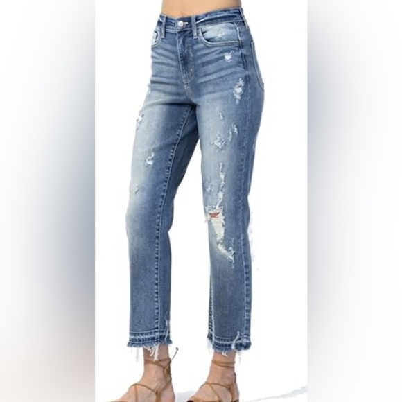 JUDY BLUE Sz 18W Jeans Distressed Raw Hem Straight Leg High Rise Mid-Wash NEW - Picture 2 of 16